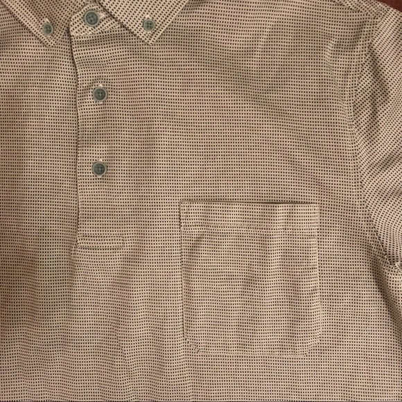 Bugatchi Men’s Button Down Short Sleeve Shirt - Picture 3 of 8